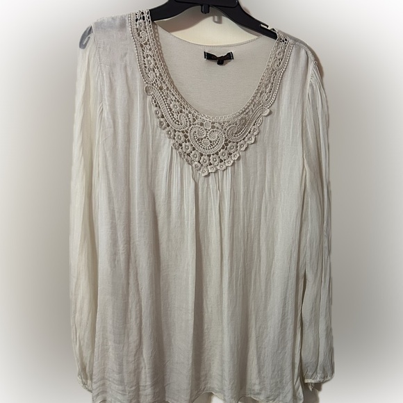 Carla Conti SILK Light Cream Crochet-Trim Long-Sleeve Blouse made in ITALY